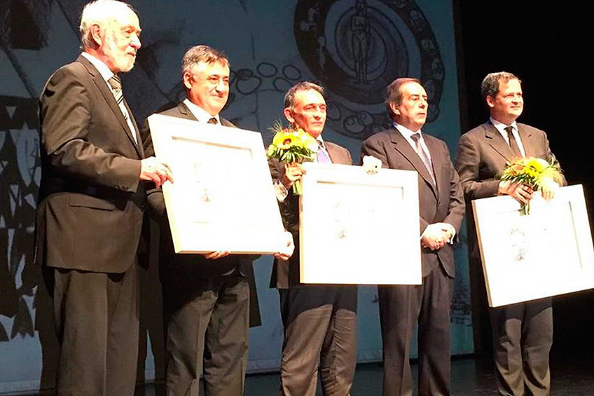 Gernika premia los Acuerdos de Paz de Colombia