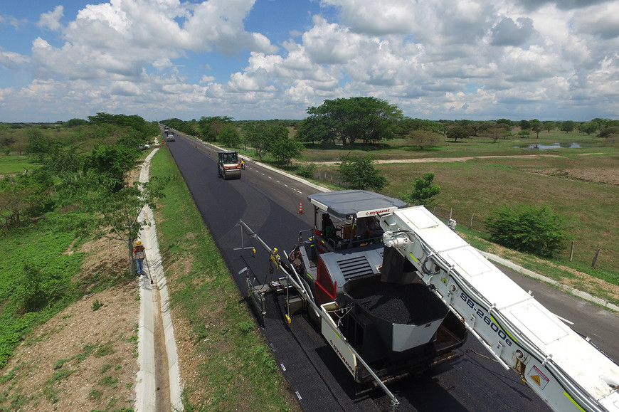 Cierre de financiación de la Autopista Puerta de Hierro en Colombia