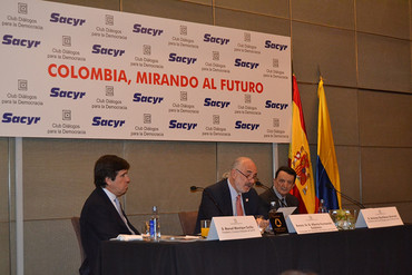El embajador Alberto Furmanski, optimista ante el futuro de Colombia