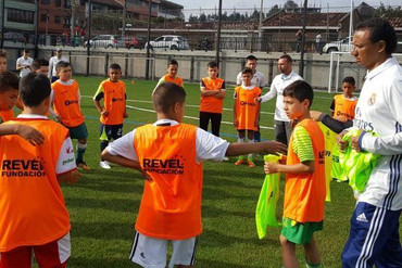 La Fundación Real Madrid muestra su metodología educativa en Colombia