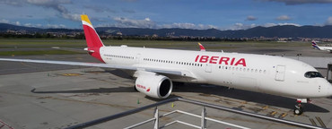 El Airbus A350 de Iberia aterriza por primera vez en Bogotá