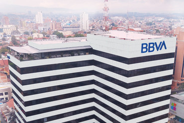 BBVA, mejor proveedor financiero a empresas en Colombia según Global Finance