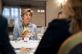 Almuerzo con la nueva embajadora de Colombia en España